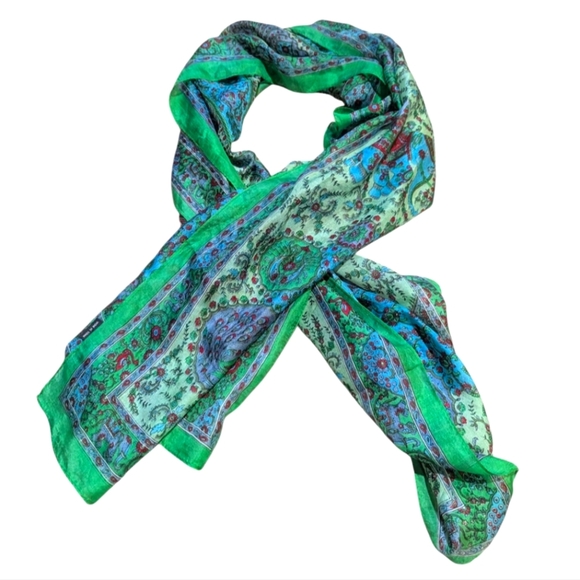 Silk Elephant Scarf made in India Green Blue - Picture 1 of 5